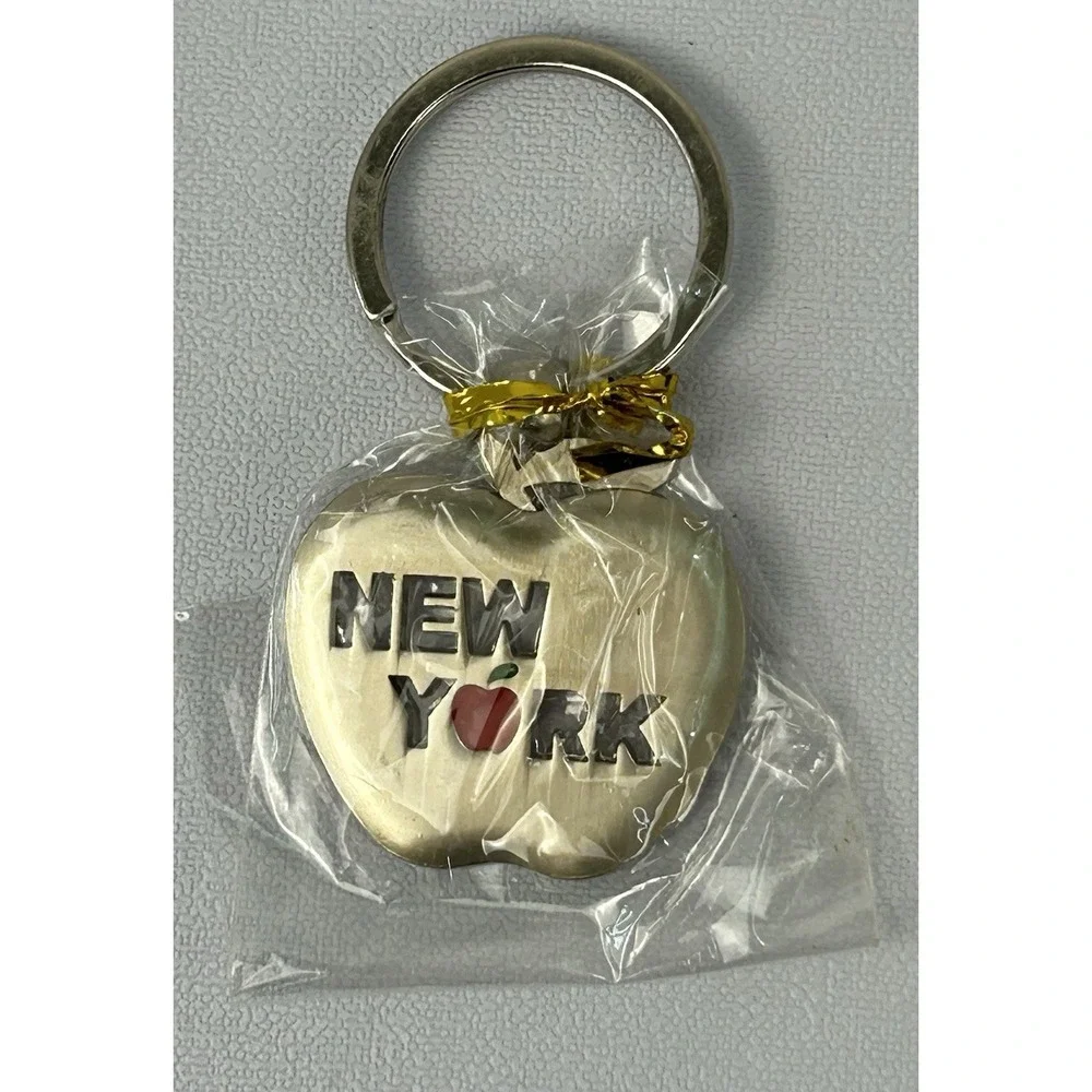 Vintage New York Souvenir Keychains Lot 3 Apple Heart Skyline Statue Liberty